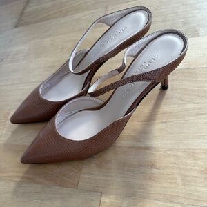 Club Monaco Brown Leather Kitten Heels